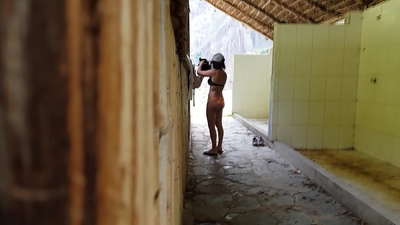 cámara espía a un colega da universidade española