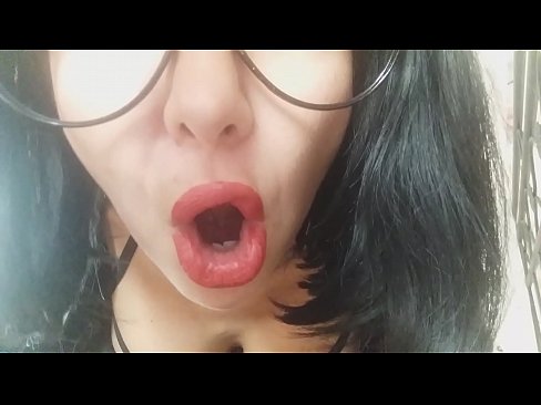 ❤️ Querida, a túa madrastra non te deixa ir hoxe á escola... necesitote demasiado... Porno en nós ❤