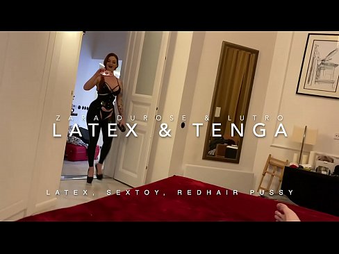 ❤️ Irmá pelirroja con disfraz de látex follada polo irmán Porno en nós ❤