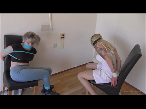 ❤️ Adicta / amarrada e amordazada / damisela en apuros Porno en nós ❤